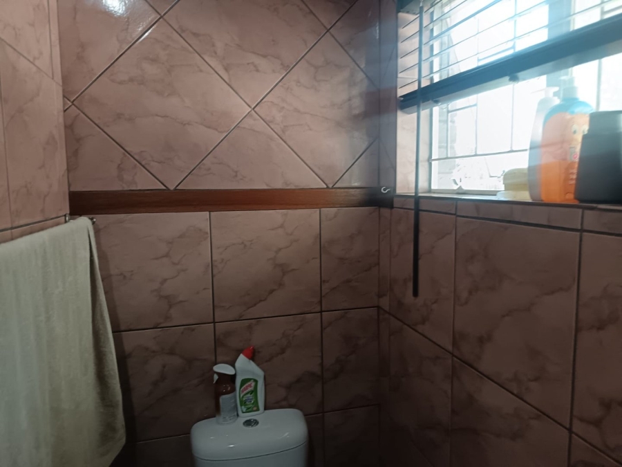 4 Bedroom Property for Sale in Carters Glen Northern Cape